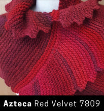 Load image into Gallery viewer, Circular Cowl Knitting Kit
