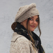 Load image into Gallery viewer, Muffin Top Hat Knitting Kit