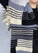 Load image into Gallery viewer, Digit Tabard Knitting Kit