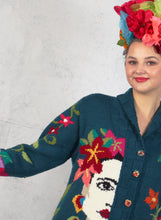 Load image into Gallery viewer, Frida Jacket Knitting Kit